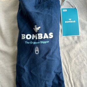 NEW women’s Bombas Gripper Slippers size Medium